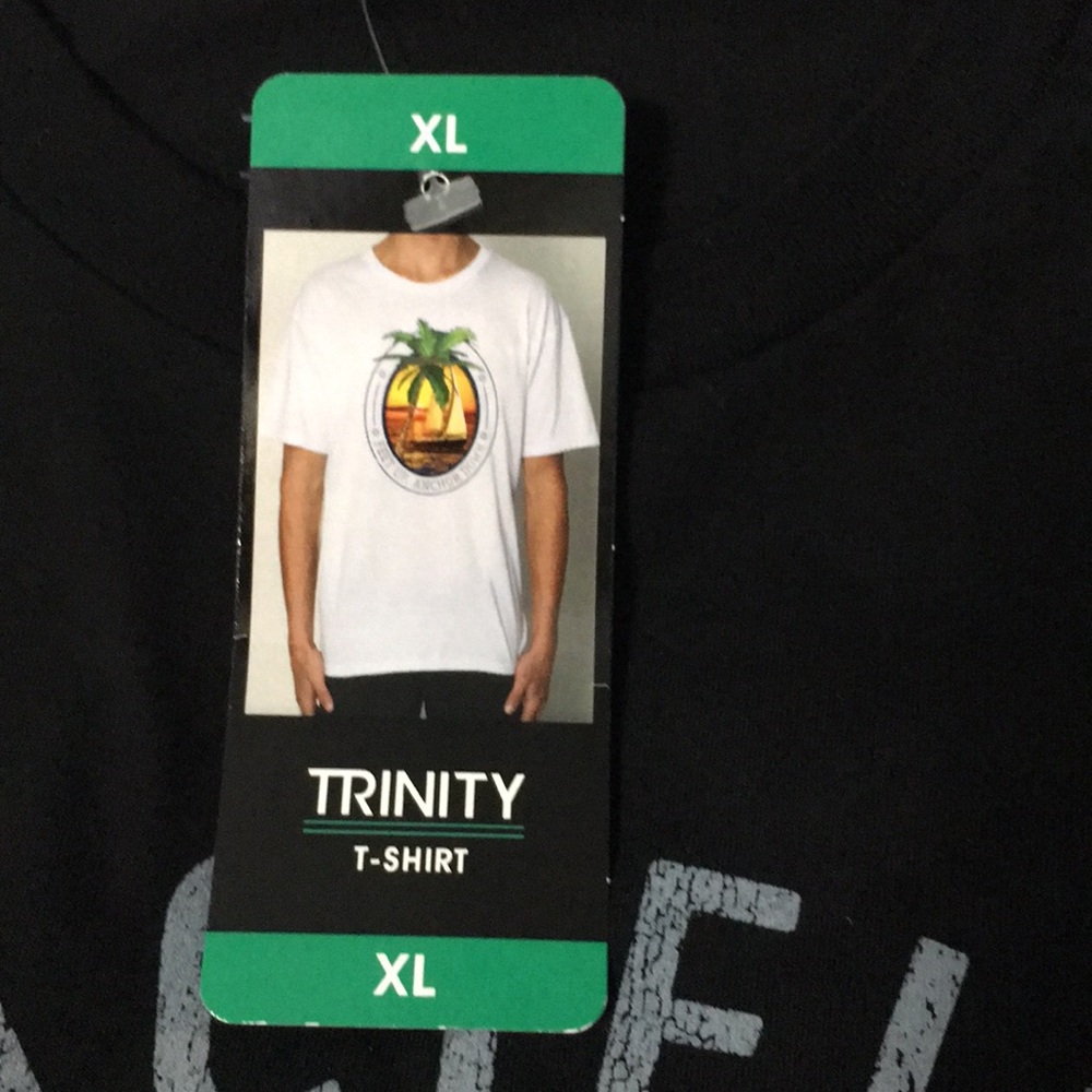 Trinity Collective T Shirt - Picture 4 of 5